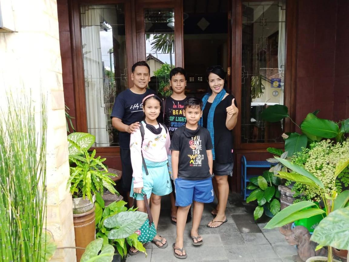 Unique Homestay 443 Yogyakarta Exterior photo