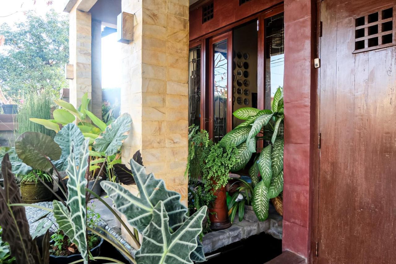 Unique Homestay 443 Yogyakarta Exterior photo