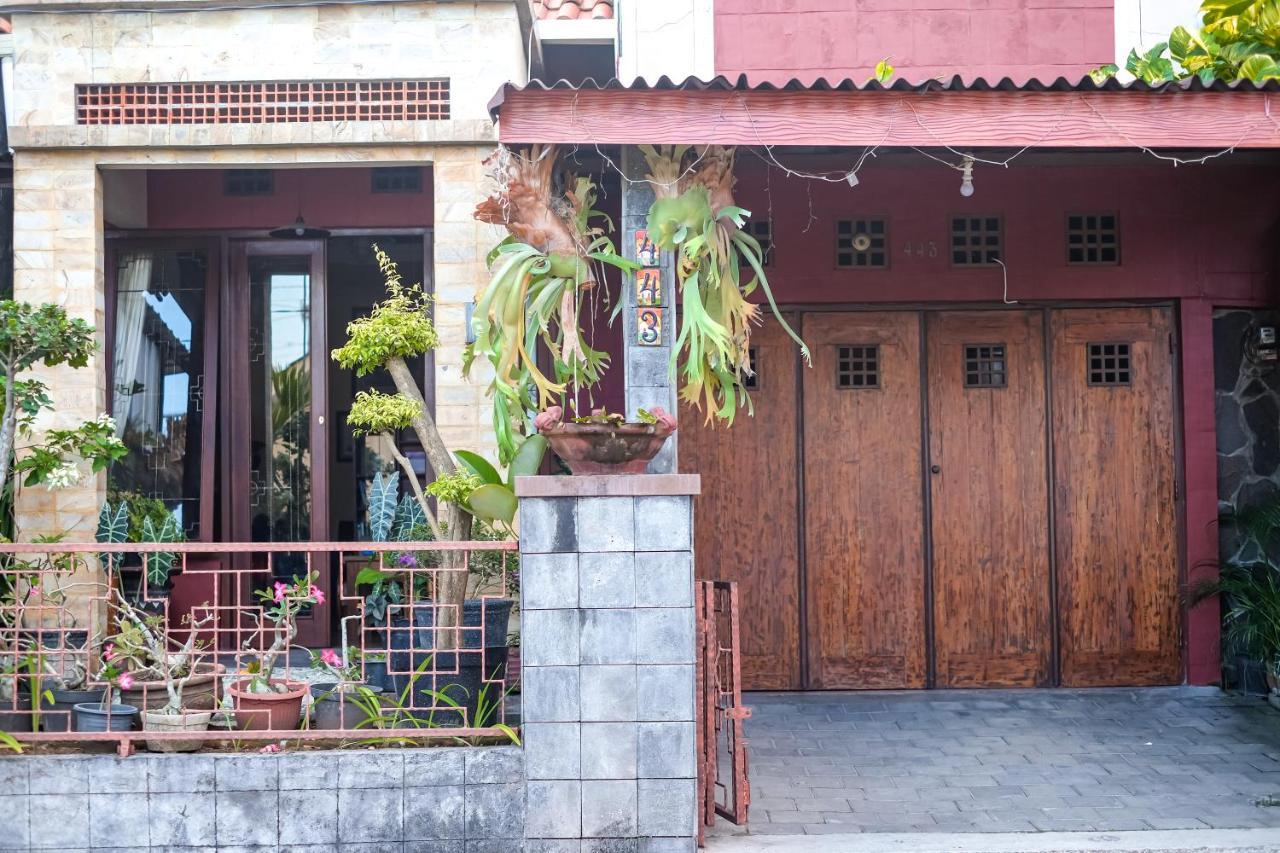 Unique Homestay 443 Yogyakarta Exterior photo